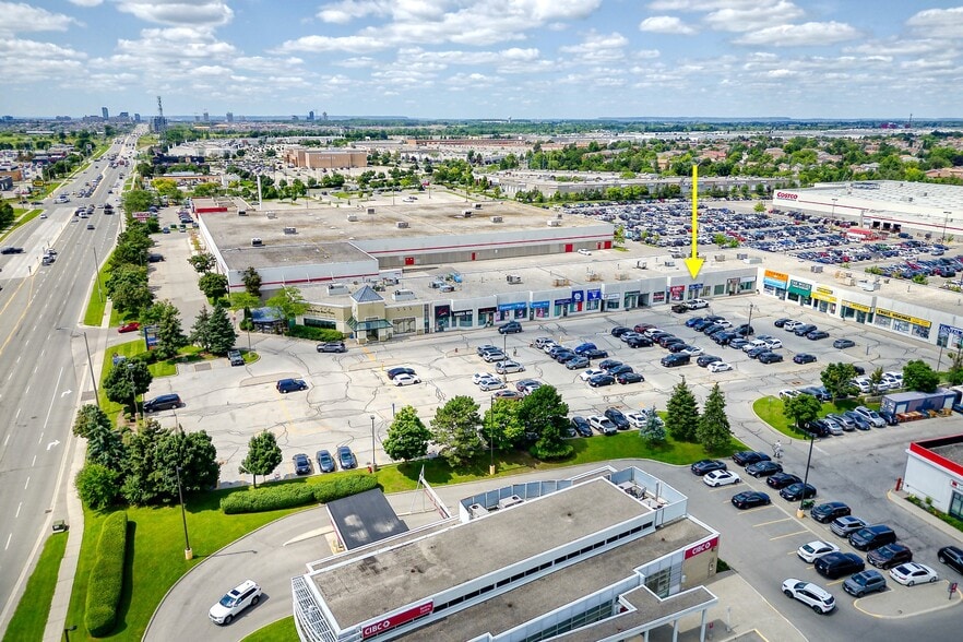 More Photos Of 3145 Dundas St W, Mississauga Storefront Retail Office For Lease