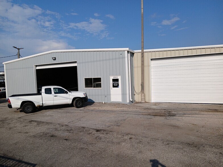 More Photos Of 23718 N 494 Loop, Porter Industrial For Sale