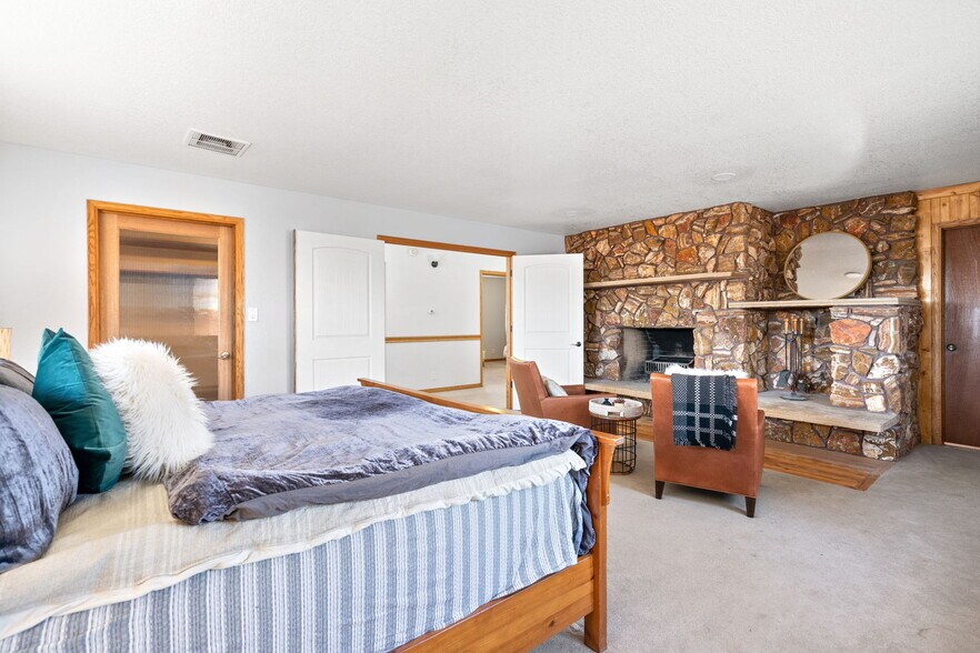 More Photos Of 13231 Dillon St, Brighton Specialty For Sale