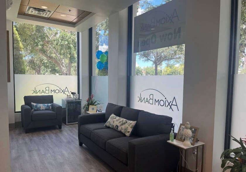 More Photos Of 270 W New England Ave, Winter Park Office For Lease