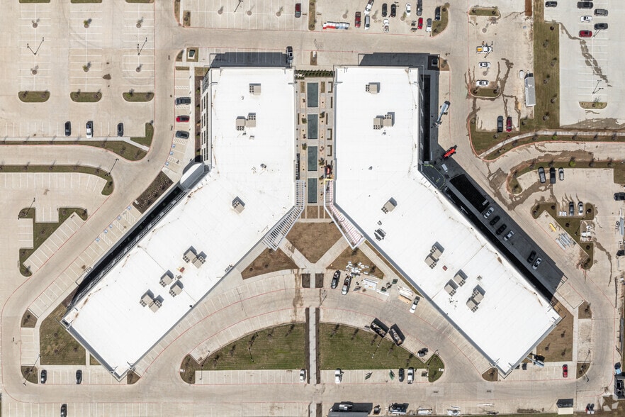 More Photos Of 8560 Belleview Dr, Plano Office For Lease