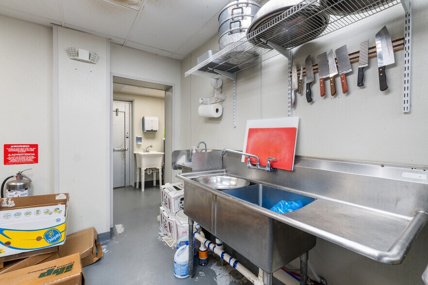 More Photos Of 403 Highway 412 W, Siloam Springs Restaurant For Sale