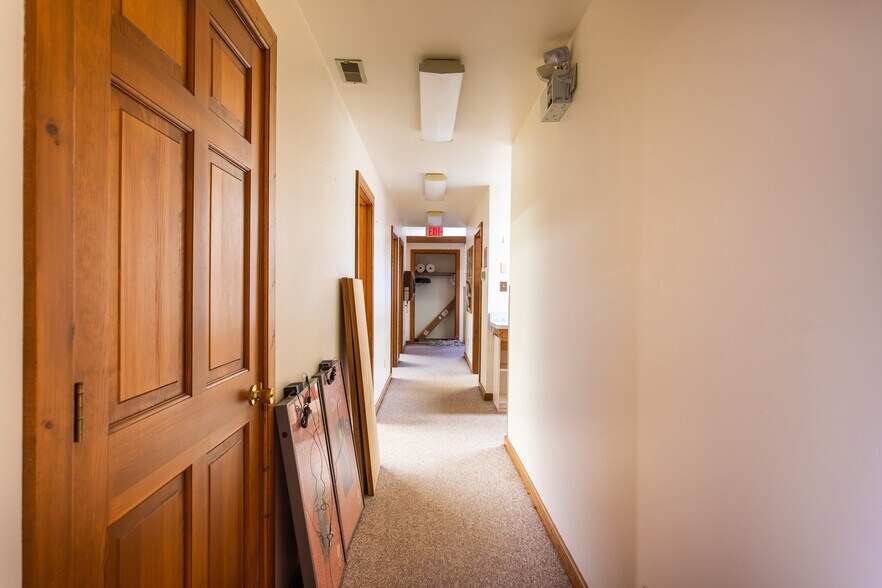 More Photos Of 1864-1870 Dayton Germantown Pike, Germantown Medical For Sale