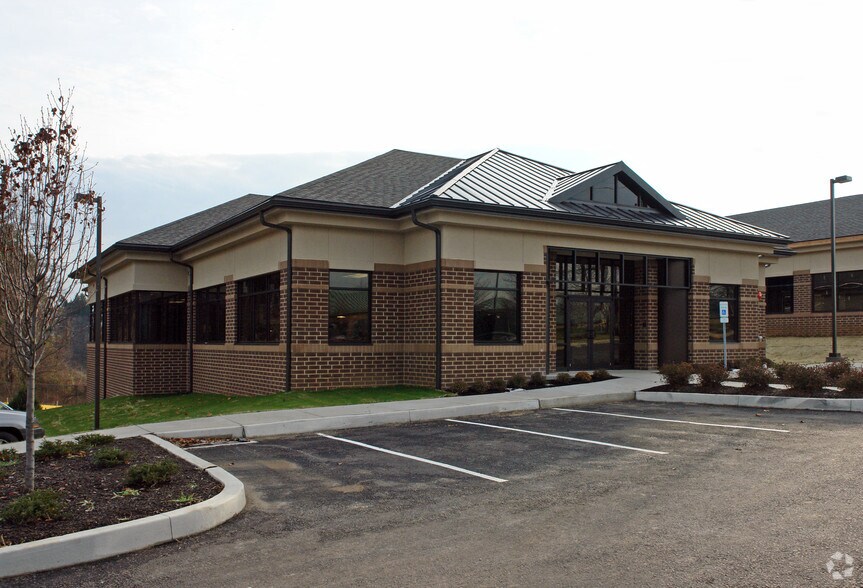 More Photos Of 1250 Wrights Ln, West Chester Office For Sale