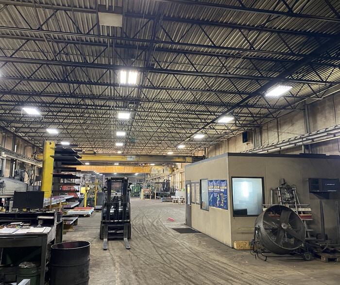 More Photos Of 440 32nd St SW, Wyoming Warehouse For Sale