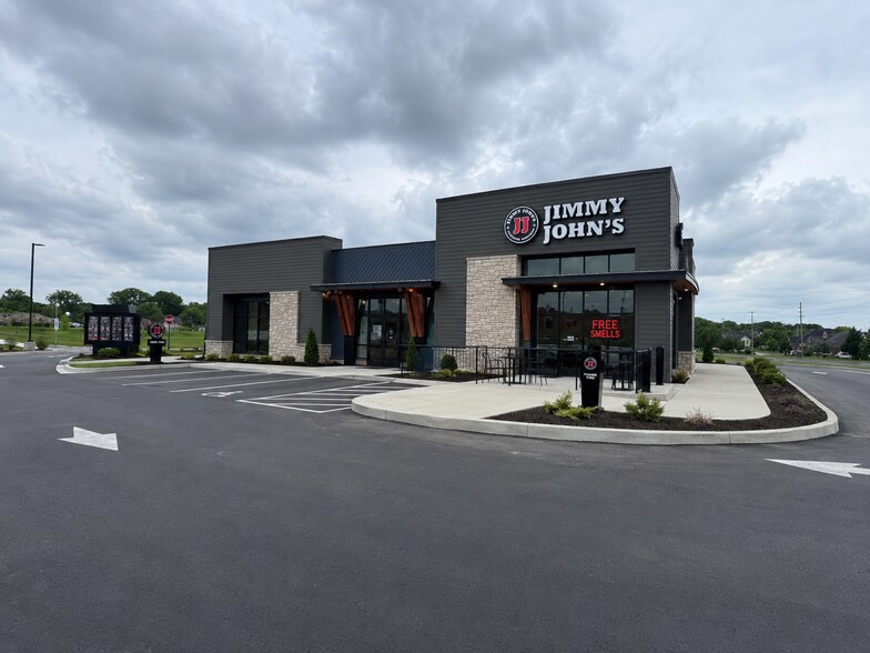 Primary Photo Of 99 Magnolia Dr, Glen Carbon Storefront For Lease