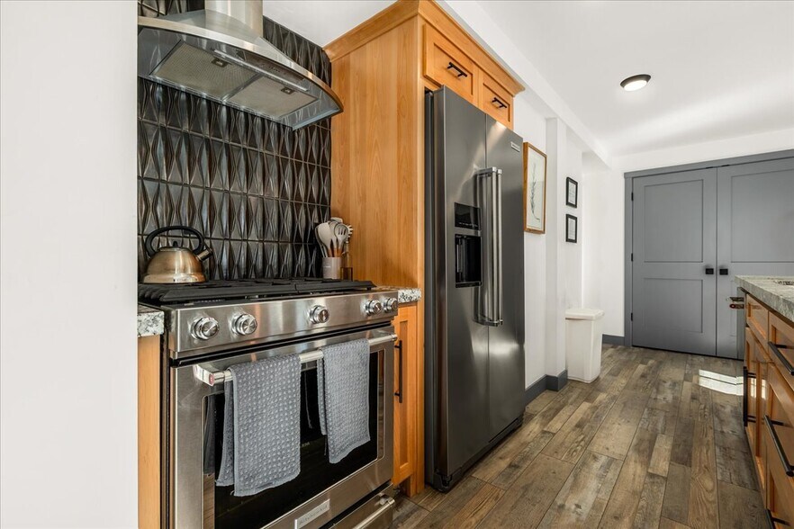 More Photos Of 224 Church St, Nevada City Office For Sale