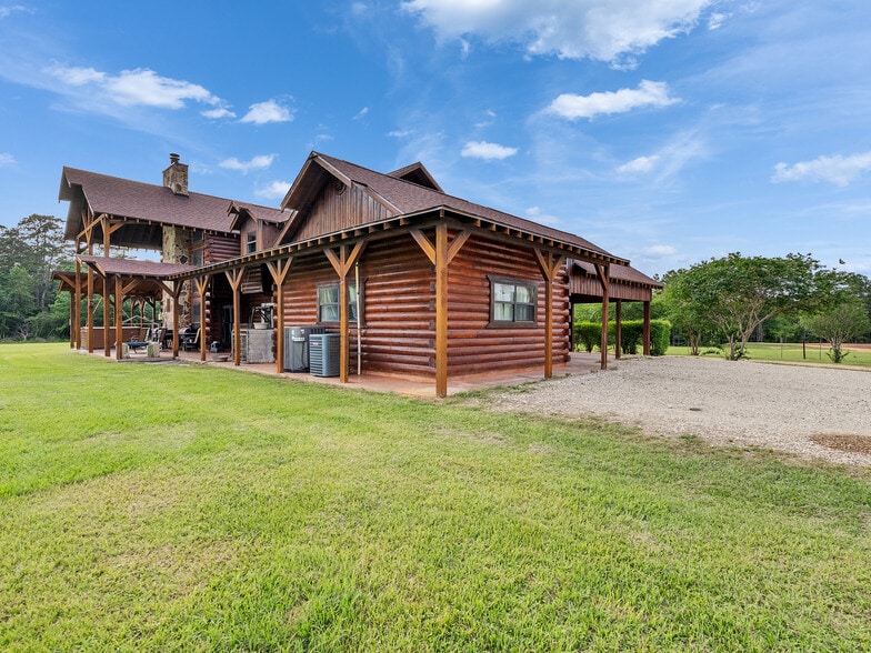 More Photos Of 325 Forest Service 217 Rd, Shepherd Specialty For Sale