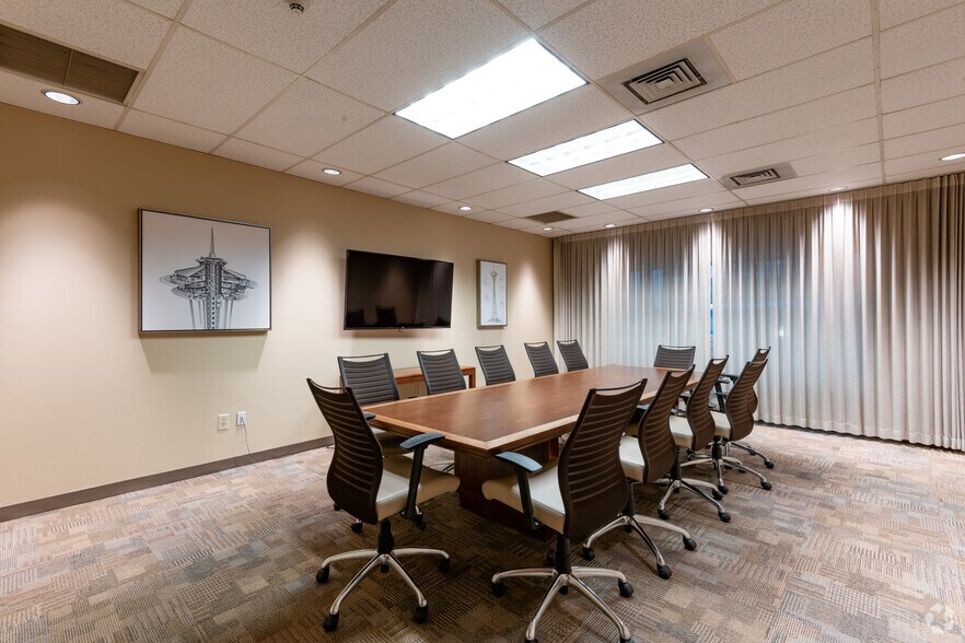 More Photos Of 2200 6th Ave, Seattle Office For Lease