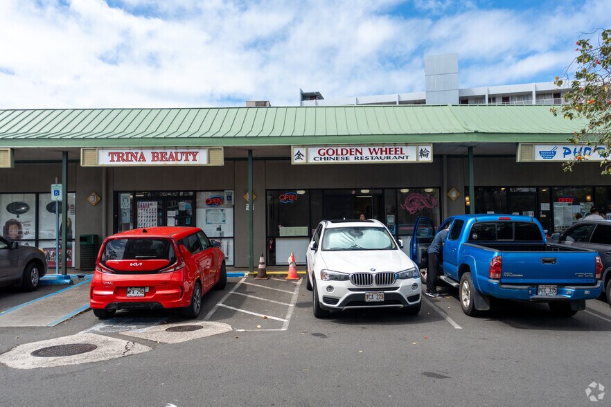 More Photos Of 99-084 Kauhale St, Aiea Unknown For Lease