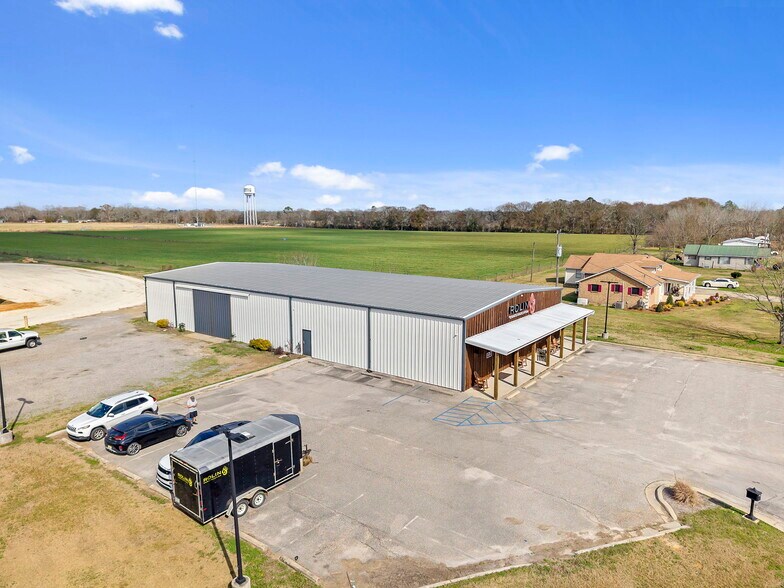 More Photos Of 5060 Jack Springs Rd, Atmore Light Distribution For Sale