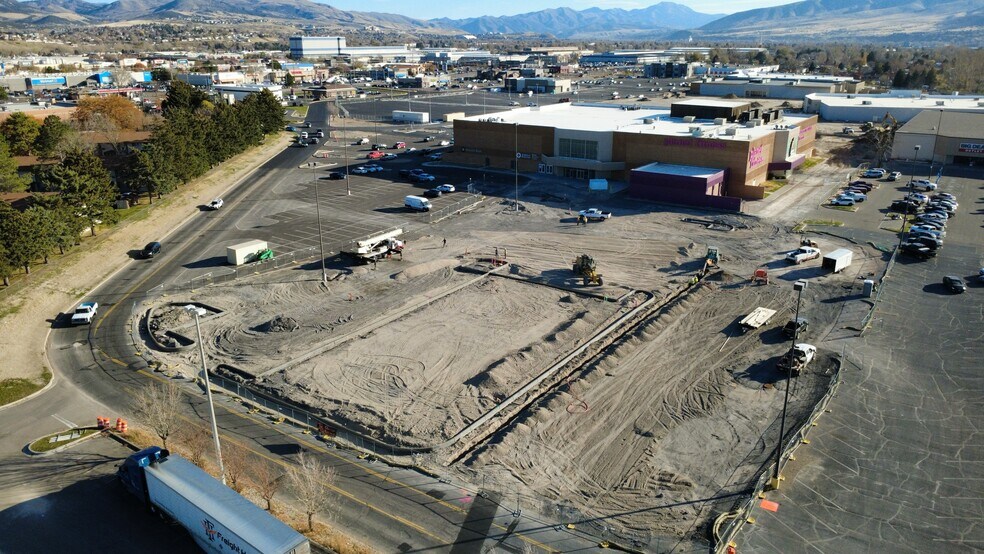 More Photos Of 4155 Yellowstone Ave, Pocatello General Retail For Sale