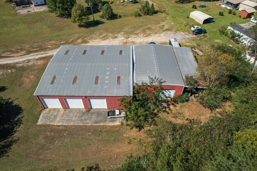 More Photos Of 84 Thurman Rd, Sylacauga Truck Terminal For Sale
