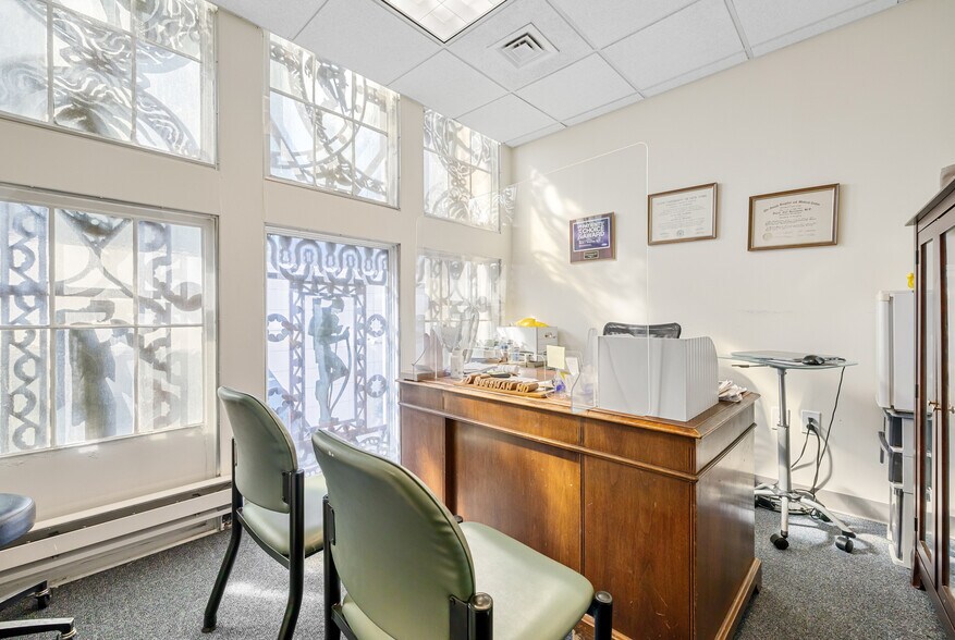 More Photos Of 1 Hanson Pl, Brooklyn Apartments For Sale