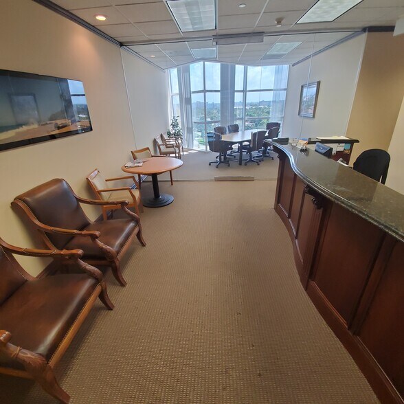 More Photos Of 4000 Hollywood Blvd, Hollywood Office For Lease