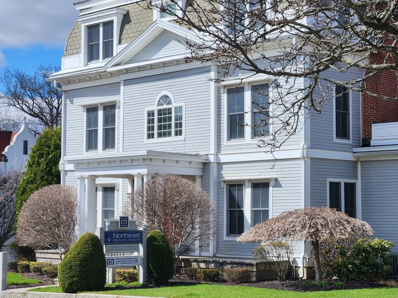 More Photos Of 65 Elm St, Worcester Office Residential For Sale