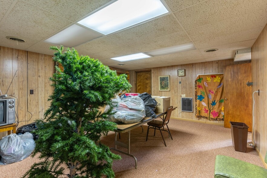 More Photos Of 103 Blossom St, Iron River Religious Facility For Sale