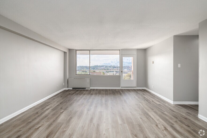 More Photos Of 770 James St, Syracuse Apartments For Sale
