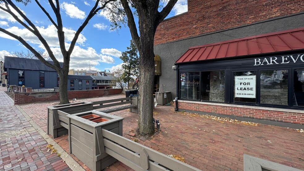 More Photos Of 21 N River St, Batavia Unknown For Lease