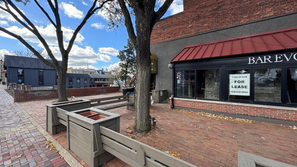 More Photos Of 21 N River St, Batavia Unknown For Lease