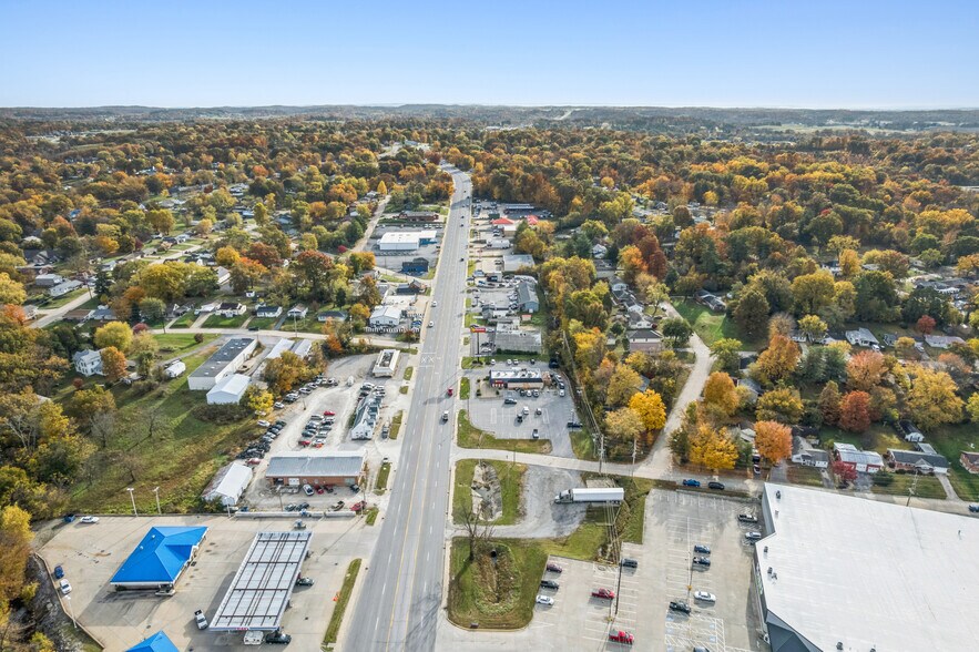 More Photos Of 421 E Jackson Blvd, Jackson Fast Food For Sale