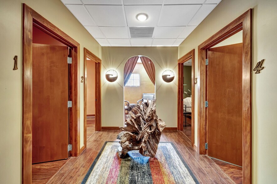 More Photos Of 3045 N Federal Hwy, Fort Lauderdale Storefront Retail Office For Lease