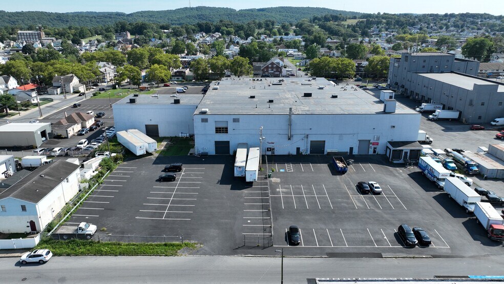 More Photos Of 1727-1801 Union Blvd, Allentown Warehouse For Lease