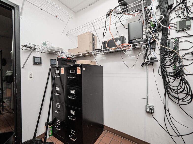 More Photos Of 401 Walker Dr, Henderson General Retail For Sale