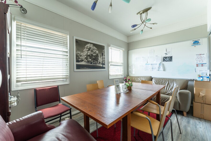 More Photos Of 2741-2743 S Robertson Blvd, Los Angeles Storefront Retail Office For Sale