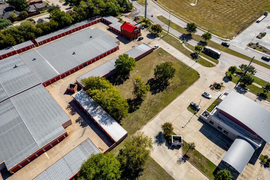 More Photos Of 2401 Arapaho Rd, Garland Land For Sale