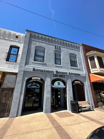 Primary Photo Of 212 N Main St, Sand Springs Office For Sale