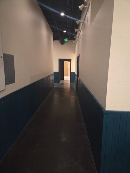 More Photos Of 21900 SW Alexander Ln, Sherwood Office For Lease