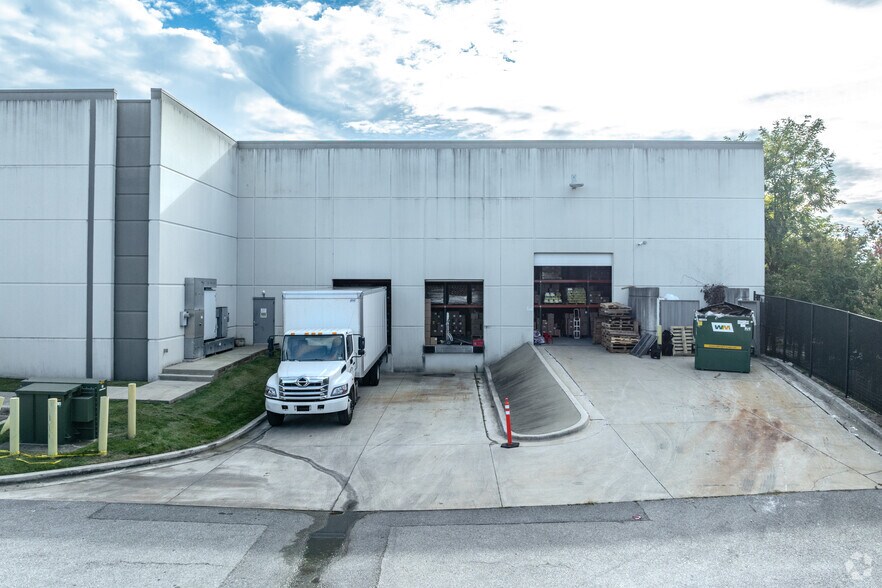 More Photos Of 13340 Mid Atlantic Blvd, Laurel Industrial For Sale