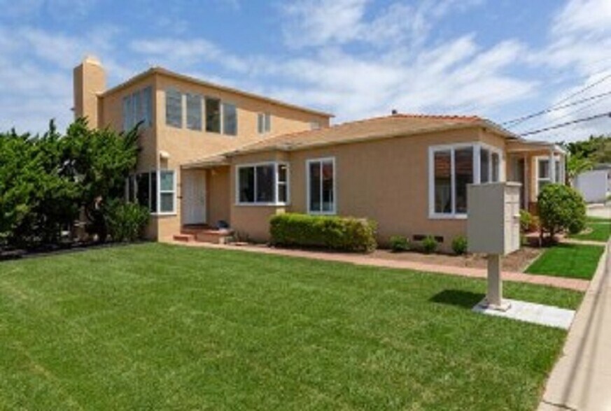 More Photos Of 1558 Ebers St, San Diego Apartments For Sale