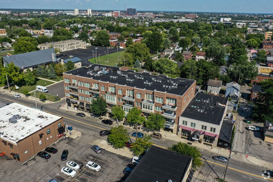 More Photos Of 1370-1400 Grandview Ave, Columbus Apartments For Lease