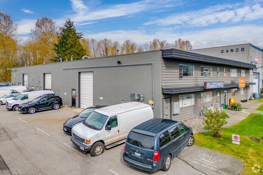 Primary Photo Of 301-323 Lynn Av, North Vancouver Warehouse For Lease