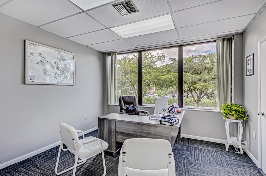 More Photos Of 6801 Lake Worth Rd, Greenacres Medical For Lease