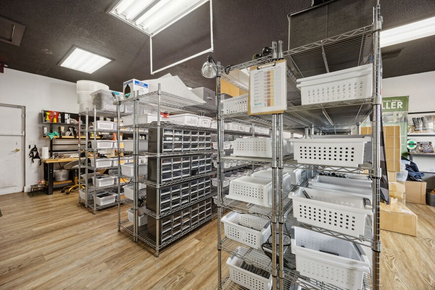 More Photos Of 1637-1643 S 8th St, Fernandina Beach Storefront For Sale