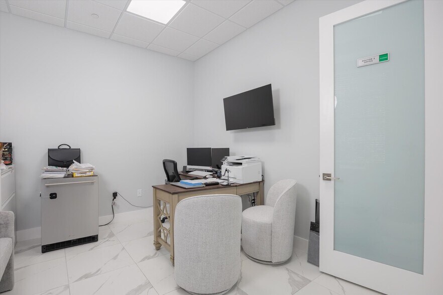 More Photos Of 22904 Lyden Dr, Estero Medical For Sale