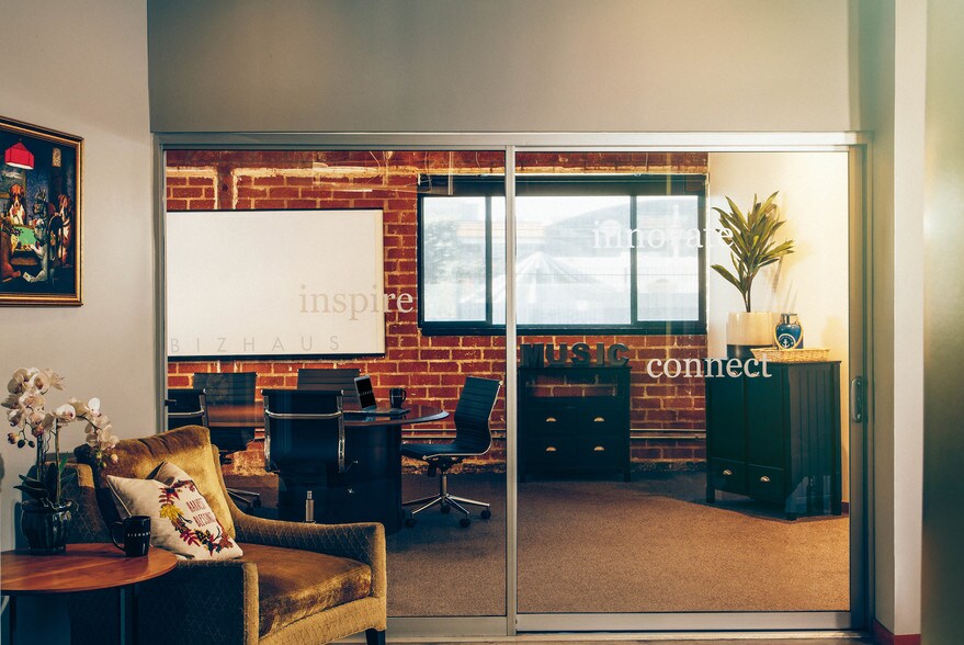 More Photos Of 4136 Del Rey Ave, Marina Del Rey Coworking Space
