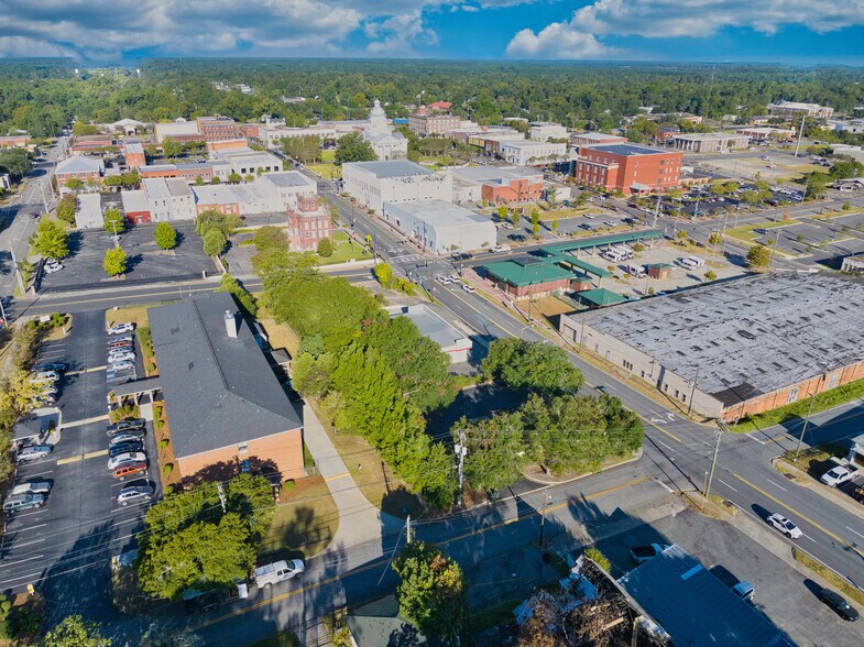 More Photos Of 212 1st Ave SE, Moultrie Freestanding For Lease