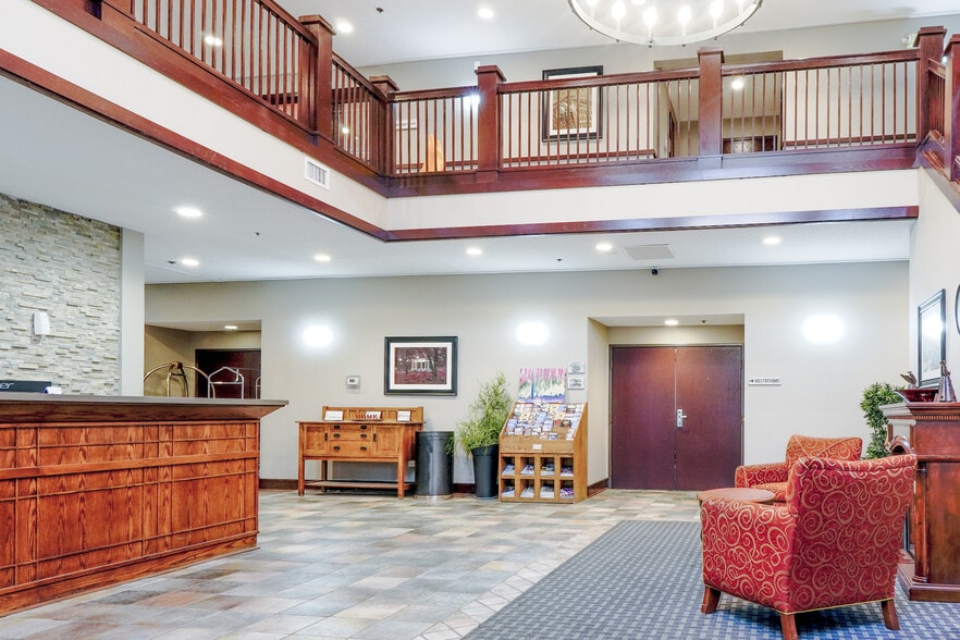 More Photos Of 1 River Bend Pl, Chaska Hotel For Sale