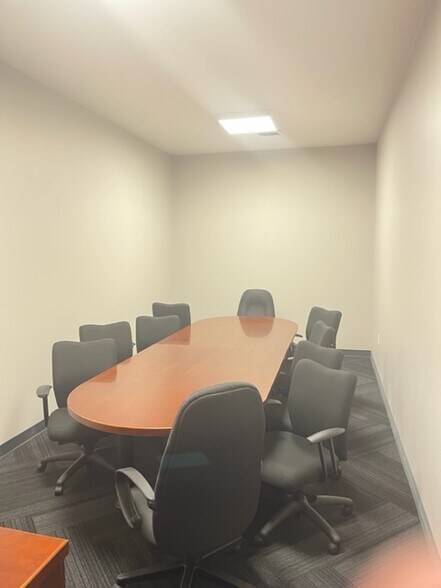 More Photos Of 2044 South Blvd, Rochester Hills Medical For Lease