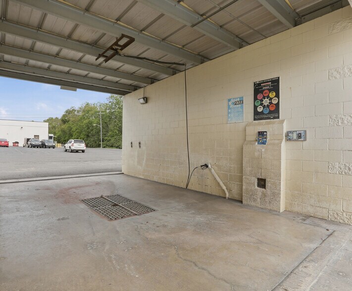 More Photos Of 4803 Gerrardstown Rd, Inwood Specialty For Sale