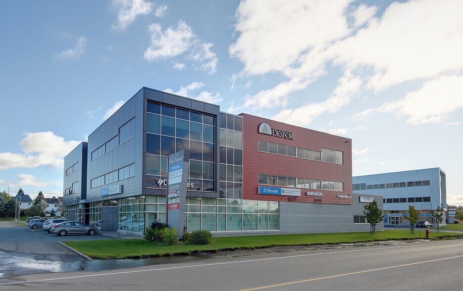 Primary Photo Of 1681-1695 Rue Du Marais, Québec Office For Lease