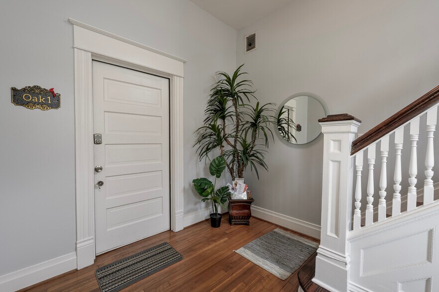 More Photos Of 3312 Crawford St, Houston Apartments For Sale