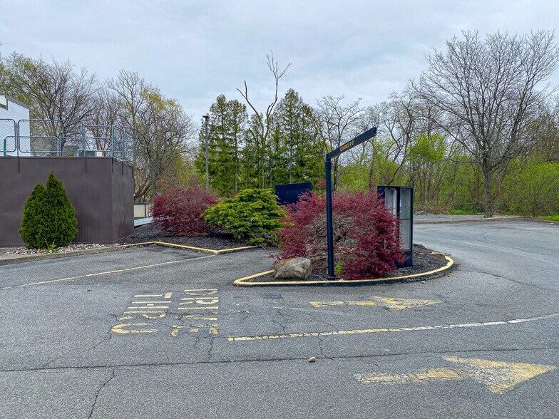 More Photos Of 274 Delaware Ave, Albany Fast Food For Lease