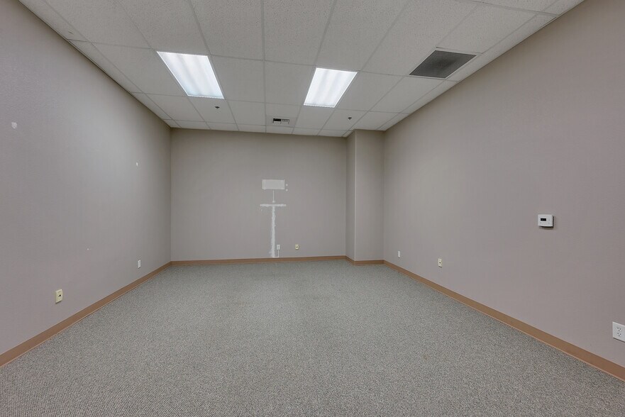 More Photos Of 103 D St, Marysville Office Residential For Sale