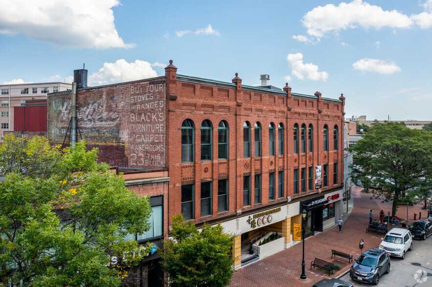 Primary Photo Of 21 Pleasant St, Malden Loft Creative Space For Lease