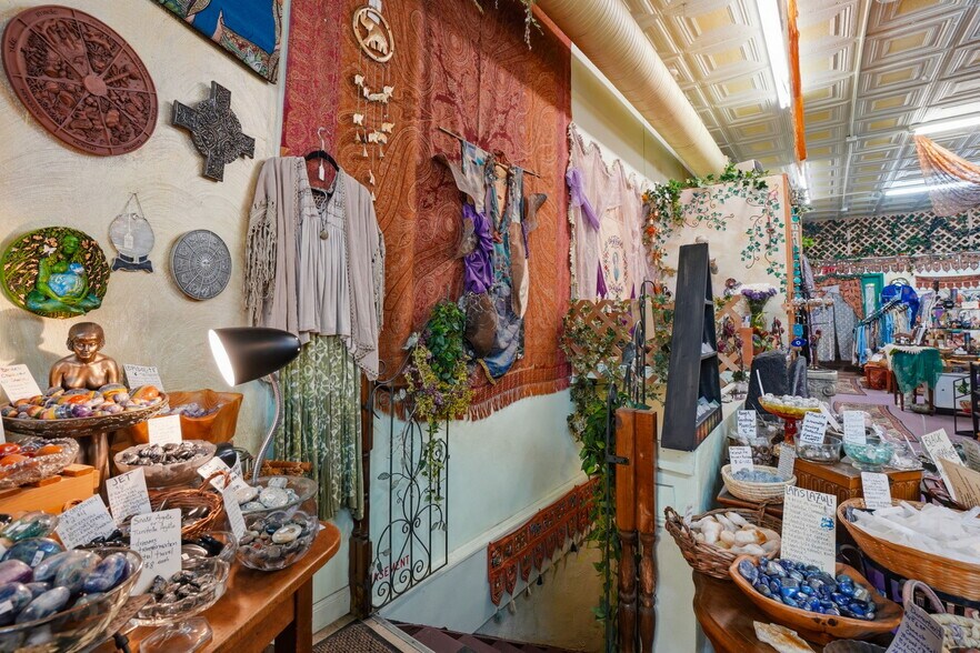 More Photos Of 4126 E Erie St, Willoughby Office For Sale